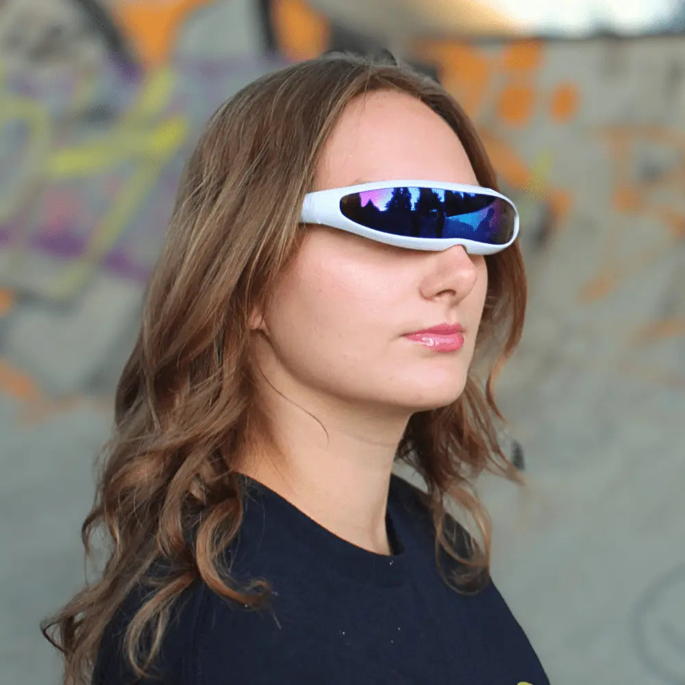 Neon Cyclone Techno Brille
#farbe_weiß/blau